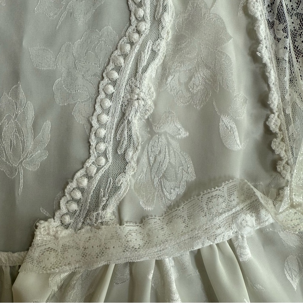 Christian Dior Vintage White Nightgown Sleeveless Floral Roses - Picture 13 of 14